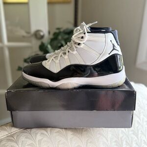 Air Jordan 11 Retro Concord (2018)